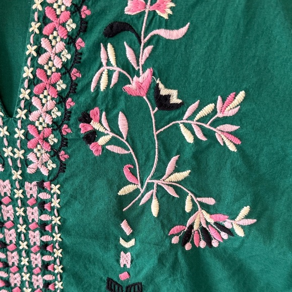 J. Jill Embroidered Green Floral Women's Tunic Top - Picture 3 of 11